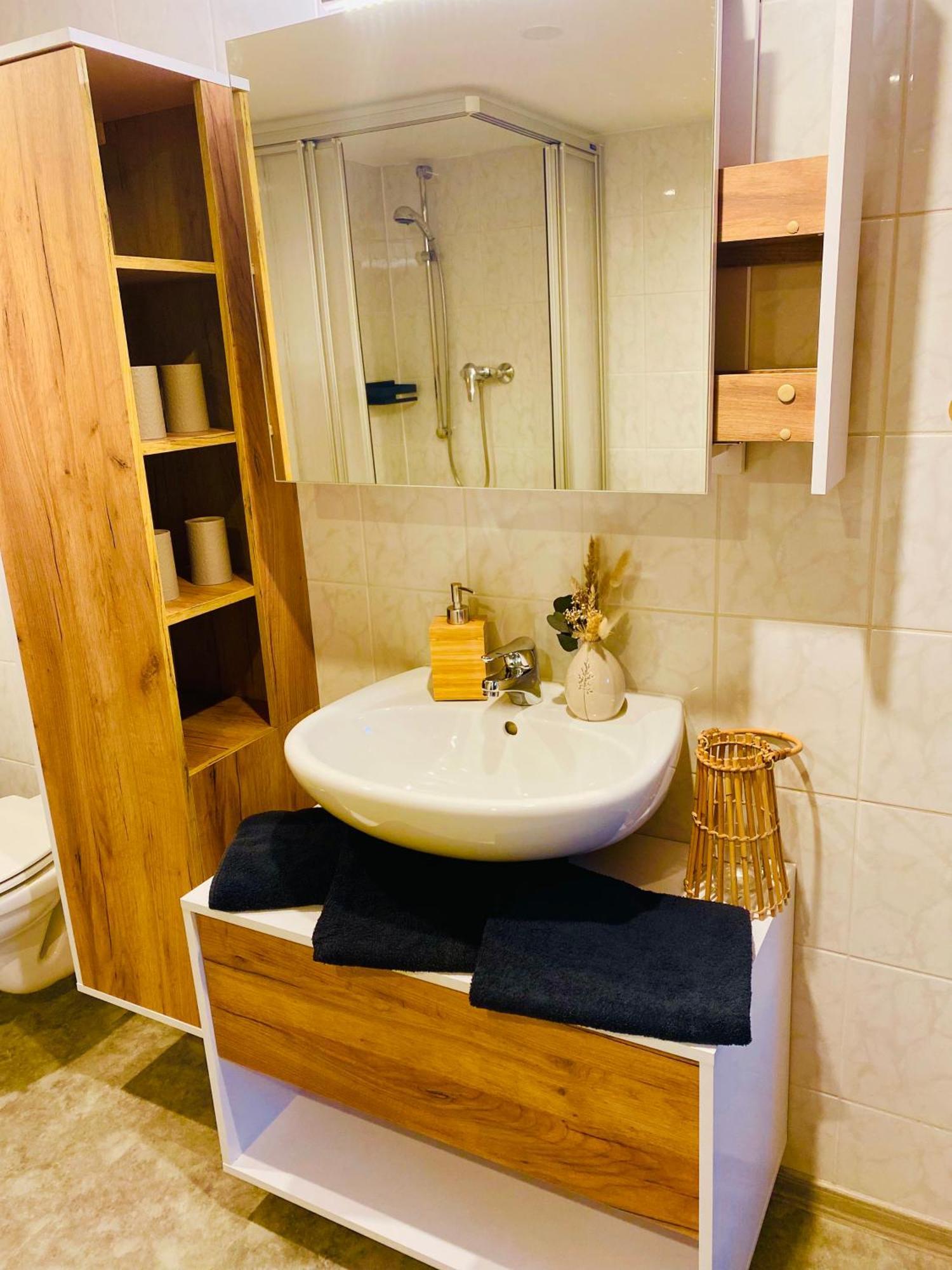 Apartment Leadro *